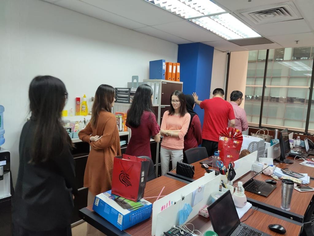 OneStop Professional payroll management team